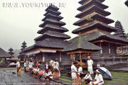 Храмы Бали. Pura Besakih.